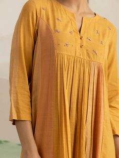 Angarakha Kurta, Punjabi Salwar, Velvet Dress Designs, Latest Dress Design, Simple Kurta Designs