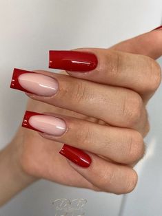 Best Red Nails, Cercei Din Lut Polimeric, Nails For Winter, Marble Nail, Winter And Christmas, Square Nail Designs, Marble Nail Art, With Nails