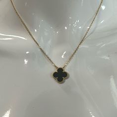 I Am Selling A Van Cleef & Arpels Vintage Alhambra Pendant Necklace In Black Onyx And 18 Carat Gold. It Is In Excellent Condition And Comes With The Box And Certificate. Van Cleef Necklace Stack, Black Van Cleef Necklace, Vancleefarpels Necklace, Jewelry Van Cleef, Vintage Alhambra Necklace, Vintage Alhambra Pendant, Van Cleef Necklace, Alhambra Necklace, Thrift Board