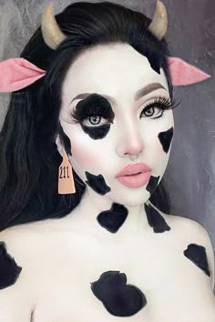 Cute Makeup Ideas, Makeup Ideas For Halloween, Fantasy Make-up, Maquillage Yeux Cut Crease, Halloween Make-up Looks, Holloween Makeup, Make Up Designs, Cute Halloween Makeup