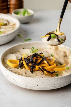 This Korean Rice Cake and Dumpling Soup, or Dduk Mandu Guk, is a delicious and healthy soup recipe for the Fall, Winter and New Years! With simple ingredients like egg, rice cakes and seaweed, this cozy soup is ready to eat in 30 minutes. Top with beef or chicken if you'd like, and enjoy with your favorite Korean sides. Korean Sides, Healthy Korean Recipes, Dduk, Healthy Soup Recipe, Easy Korean Recipes, Korean Soup