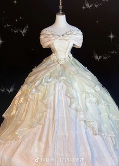 Corset Dresses Formal, Royal Ball Dress, Princess Ball Gowns Fantasy Fairytale, Fairy Quinceanera Dress, Ball Room Dresses, Unique Ball Gowns, Royal Dresses Princesses, Ballroom Dress Gowns, Ball Gowns Elegant Princesses