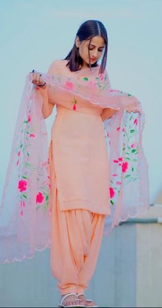 Punjabi Singer, Indian Salwar Suit, Romantic Videos, Traditional Aesthetic, Drawing Couple Poses, Png Text, Rain Photography, Bollywood Celebrities