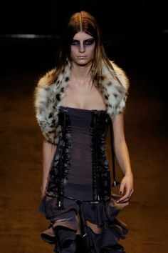 Punk Runway, 2004 Runway, John Richmond, Runway Pictures, John Galliano, Runway Collection, Casual Elegance, Milan Fashion, Milan Fashion Week