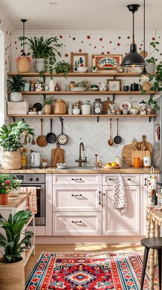 Scandi Boho Kitchen Botanical Kitchen Decor, Colourful Country Kitchen, Boho Kitchen Nook, Boho Kitchen Colors, Uk Kitchen Ideas, Small Boho Kitchen Ideas, Scandi Eclectic, Scandi Boho Kitchen, Colorful Eclectic Kitchen