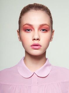 The Best High Fashion Makeup Rosa Make-up, Pale Makeup, Party Make-up, Pastel Makeup, High Fashion Makeup, Make Up Inspiration, Trendy Makeup