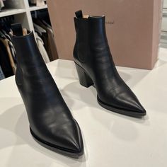 Very Good Condition Rossi Shoes, Gianvito Rossi, Bootie Boots, Ankle Boots, Women Shoes, Boots, Women Shopping, Black, Color