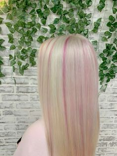 One Pink Highlight In Hair, White Hair Pink Highlights, Pink Barbie Hair, Blonde Fairy Hair, Pink And Blonde Skunk Hair, Barbie Pink Highlights, Pink Mermaid Hair, Blond And Pink Highlights, Pink With Blonde Highlights