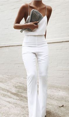 Fest Outfits, All White Outfit, Moda Chic, Jumpsuit Online, Womens Fashion Inspiration, Simple Chic, Inspiration Mode