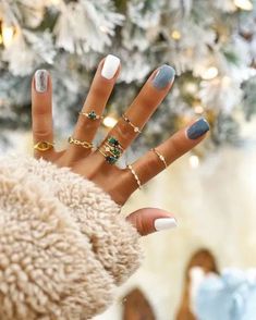 Cuff Nails Short, Tonality Nail Design, 5 Different Color Nails Winter, Todays Trend Nails, Winter Nails Dipped, Club Nails Acrylic, Nexgen Nails Ideas Spring, January Nails Coffin Shape, Winter Gel Polish Nails