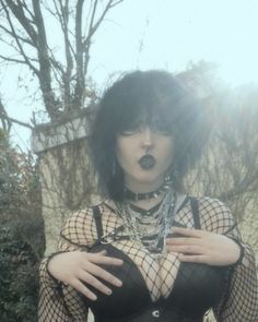 Goth Tomboy, Low Quality Pics, Type Of Girlfriend, Crazy Women, Alt Girls, Goth Women, Goth Beauty, Seductive Clothes, Goth Aesthetic