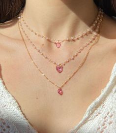 Ideal Relationship, قلادات متدلية, Pretty Jewelry Necklaces, Jewelry Accessories Ideas, Girly Accessories, Classy Jewelry, Fancy Jewellery, Jewelry Lookbook, Fancy Jewelry