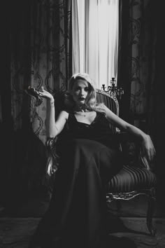 This is for the Multifaceted Females - Inthefrow Vintage Photoshoot, Shotting Photo, Glam Photoshoot, Women Aesthetic, Old Hollywood Glam, Photoshoot Idea, Woman Sitting, Dark Feminine Aesthetic