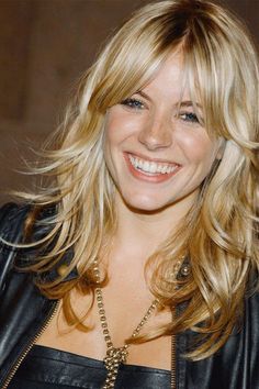 Sienna Miller Hair, New Hair Trends, Sienna Miller, Grunge Hair, 가을 패션, Hair Day, Hairstyles With Bangs