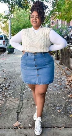 Jean Mini Skirt Outfit, Plus Size Summer Outfits Casual, Size Aesthetic, Plus Size Aesthetic Outfits, 2024 Clothes, Plus Size Baddie Outfits, Work Fits, Plus Size Fall Outfit, Plus Size Fall Fashion