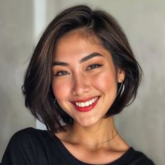 magnific SieTRDQhdlKvCO5cJe4V Classic Bob with Undercut Layers Boyish Bob Haircut, Bob Hairstyles Undercut, Short Bob With Layers, Asian Hair Bob, Bob Layers, Enby Hair, Bob With Undercut, 1990s Hair, Bob With Layers