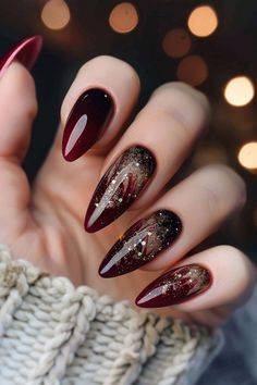 Goth Burgundy Nails, Fall Nails With Sparkle, Autumn Nails Red Wine, Autumn Sparkle Nails, Gradient Fall Nails, Deep Red And Gold Nails, Fall Wedding Nails For Bride Burgundy, Dark Fall Nail Ideas, Wine Red Gel Nails