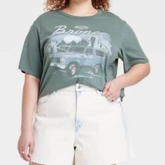 Women's Ford Bronco Short Sleeve Graphic T-Shirt - Green Xs New With Tags From Target, No Imperfections Brand: Ford Size Xs 11221 Bronco Shirt, Classic Ford Broncos, Hem Style, Ford Bronco, Graphic Tees Women, Cute Shirts, Black Tee, Fitness Fashion, Sleeve Styles