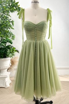 Sleeveless Tulle Corset Bridesmaid Dress, Sleeveless Tulle Corset Dress For Bridesmaid, Elegant Summer Tulle Corset Dress, Elegant Green Corset With Corset Back, Elegant Tulle Dress With Lace-up Back, Summer Tulle Corset Dress For Bridesmaids, Tulle Overbust Wedding Dress, Summer Bridesmaid Tulle Corset Dress, Elegant Fitted Corset With Tulle Skirt