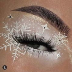 Snow Makeup, Winter Makeup Looks, Elsa Makeup, Holiday Eye Makeup, Xmas Makeup, Occasion Makeup, Christmas Eyeshadow, Christmas Eye Makeup