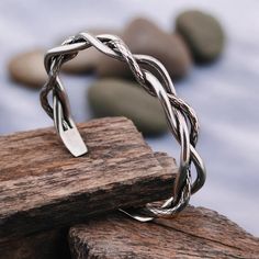 Unleash your inner Viking with this handcrafted Dragon Skin Armring! 🐉⚔️ Inspired by Norse mythology, this bold bracelet features intricate dragon scale designs, symbolizing strength and protection. Made from high-quality materials, it's perfect for those who appreciate Viking culture and Celtic craftsmanship. Whether you're looking to enhance your warrior style or searching for a unique gift, this Viking Dragon Skin Bracelet is a powerful statement piece for both men and women. 💪✨ Ideal for a Metal Art Jewelry, Arm Ring, Viking Dragon, Dragon Skin, Bracelet Viking, Viking Designs, Viking Culture, Viking Bracelet, Dragon Scale