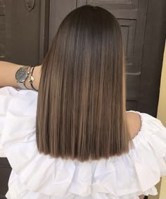 Balayage Straight Hair, Brown Straight Hair, Brown Hair Looks, Brown Hair Inspo, Brunette Hair With Highlights, Long Hair Color, Brown Hair Balayage, Light Hair Color, Haircuts Straight Hair