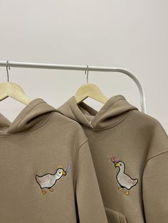 Couple cartoon animal embroidered hoodies/crewneck sweatshirts with geese birds. It's an original creative idea for Anniversary, New Year, St.Valentine's, Christmas or Birthday matching gift. ------------------------------------------------------ * ORDER INFORMATION * 1) You can see the price for 1 item in the listing. 2) To order the couple set - put 2 items with their individual parameters to the cart separately, please. Also, you can order just one item - leave a note about the chosen picture Bff Sweatshirts, Matching Hoodies For Couples, Hoodie Cartoon, Matching Hoodies, Cute Couple Outfits, Embroidery Hoodie, Matching Sweaters, Matching Sweatshirts, Couple Matching