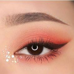 Festive Makeup, Day Eye Makeup, Monolid Makeup, Make Up Designs, Make Up Gold, Alat Makeup, Day Makeup Looks, Applying Eye Makeup