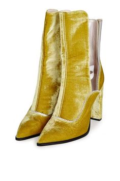 SHOP AW16// **VALIANT Pointed Boots by Topshop Unique Yellow Ankle Boots, Pointed Toe Ankle Boots, Pointy Toe Boots, Statement Heels, Pointed Boots, Yellow Boots, Chunky Heels Boots, Gold Velvet, Shoe Fits