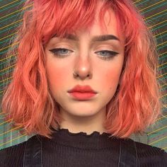 Pantone Color Of The Year 2019: Living Coral - Behindthechair.com Edgy Hair Color, Cheveux Oranges, Coral Hair, Smink Inspiration, Beauty Make-up, Edgy Hair, Jeffree Star, Grunge Hair, Too Faced