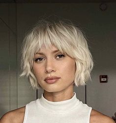 Razor Cut Hair, Short Bob Haircuts, Penteado Cabelo Curto, Short Blonde, Haircuts For Women