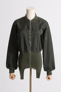 Stay warm and comfortable in any weather with this Convertible Bomber Jacket. With a design that allows you to quickly and easily switch between two looks, this versatile jacket is perfect for any occasion. Size Chart（CM）:(Note: 1 cm equals 0.39 inches)Due to manual measurement, please allow an error of 1-3cm, please understand. Green Long Sleeve Windbreaker For Fall, Solid Outerwear With Zipper Closure For Fall, Solid Outerwear With Zipper For Fall, Functional Fitted Outerwear With Ribbed Cuffs, Solid Fall Outerwear With Zipper Closure, Stretch Solid Outerwear With Ribbed Cuffs, Fitted Long Sleeve Windbreaker For Fall, Solid Color Outerwear With Zipper Closure And Stand Collar, Fitted Green Outerwear For Fall