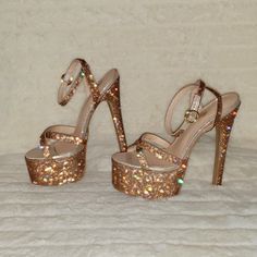 Rose Gold Sparkling Rhinestones Approx. 2.5" Platform With A 6.5" Heel Sexy Ankle Strap With Buckle Closure New In Box Photos Taken With And Without Flash Gold Bedazzled High Heels, Gold Rhinestone Heels, Rose Gold Platform Heels, Quince Shoes, Gold Heels Prom, Prom Essentials, Fairy Heels, Chapelle Roan, Gold Platform Heels