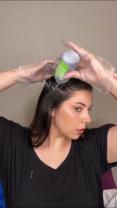 How to color your hair at home! Hair Dye At Home, Home Hair Color, Hair Dye Techniques, How To Dye Hair At Home, Dye Techniques, Diy Hair Color, Home Hair, At Home Hair Color