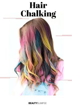 Hair chalking is a simple, easy, and fun way to add temporary color to the hair. #hairstyles #hairchalking #temporary #haircolor At Home Temporary Hair Color, Hair Chalk Ideas, Diy Hair Painting, Diy Temporary Hair Color, Hair Color For Kids, Diy Hair Chalk, Diy Hair Coloring, Teen Hair Colors