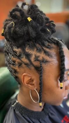 Short Dreadlock Styles For Women Black, Loc Petal Bun, Dreadlocks Hair Care, Short Hair Twist Styles, Hair Muse, Latest Hair Braids, Bun Style, Braids With Shaved Sides