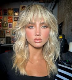 Medium Shaggy Hairstyles, Medium Shag, Medium Shag Haircuts, Shaggy Haircuts, Blonde Hair Inspiration