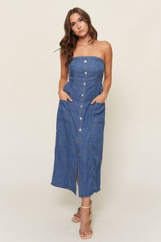 The "Tahoma" dress is everything you love about denim dressing, with all the comfort of breezy linen. This nostalgic piece is inspired by Lo's love for 90s styling and named after her favorite summer hideaway. This strapless style is fitted to be "bra optional" and has a shirred back panel for adjustability and support. Our favorite part about this dress? Besides the pockets, this baby has a gorgeous fixed button placket that ends with a split seam, giving this timeless piece an elevated look th Denim Bustier, Tencel Denim, Bustier Dress, Button Placket, Jacket Tops, Timeless Pieces, Denim Dress, Jumpsuit Dress, Split