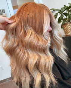 Copper Blonde Hair Money Piece, Copper Blonde Color Melt, Red Hair With Blonde Face Framing, Auburn Hair Blonde Money Piece, Blonde With Copper Peekaboo, Ginger Balayage Blonde, Ginger Hair Blonde Money Piece, Ginger Hair Color With Blonde Highlights, Copper Hair Blonde Money Piece