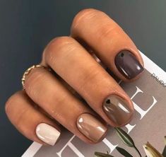 Easy Fall Nail Designs, Fall Toe Nails, Brown Nails Design, Fingernail Designs, Short Gel Nails, Cute Nails For Fall, Thanksgiving Nails, Short Acrylic Nails Designs