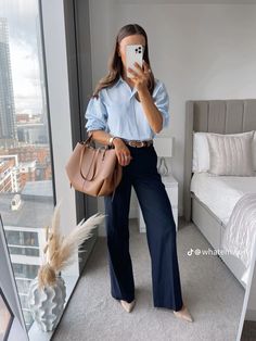 Conference Outfit, Navy Blue Outfit, Cute Professional Outfits, Doctor Outfit, Career Outfits, Cute Work Outfits, Wardrobe Makeover