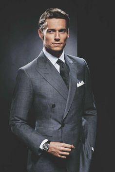 Gentleman Mode, A Man In A Suit, Man In A Suit, Designer Suits For Men, Mens Fashion Smart, Mens Fashion Blog, Fashion Suits For Men, Mens Fashion Classy, Sharp Dressed Man