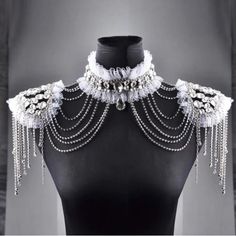 The Rhinestone Bridal Shoulder Chain Tassel Is The Perfect Glam Accessory And Bridal Cover Up, For Strapless Wedding Dresses. Shoulder Length: 20-22 Inches (One Size Fits All) #Shouldertassel #Rhinestonetassel #Straplessdress #Coverup #Chaintassel #Rhinestones #Bridalstyle #Bridalcoverups Jóias Body Chains, Festival Outfits Men, Shoulder Knots, Shoulder Jewelry, Festival Outfits Women, Shoulder Necklace, Bridal Cover Up, Festival Accessories, Wedding Dress Accessories