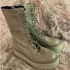 Brand New, Size 40 Paloma Barcel Lace Up Boots With Zip On The Side. Paloma Barcelo, Patent Leather Boots, Platform Ankle Boots, Biker Boots, Dark Brown Leather, Moto Boots, Black Leather Boots, Platform Boots, On The Side