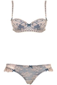 TOPSHOP #LACE AND RIBBON SLOT BALCONY #BRA AND MINI Pretty Bras, Cute Bras, Balcony Bra, Cute Lingerie, Miss Dior, Bra And Panty Sets, Beautiful Lingerie, Bras And Panties