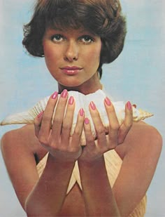 1960s Nails, 80s Nails, Just Seventeen, Vintage Nails, Retro Beauty, Slim Aarons, Seventeen Magazine, Vintage Cosmetics