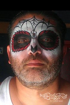 Skull Face Painting, Sugar Skull Face Paint, Festival Makeup Tutorial, Halloween Sugar Skull, Skull Face Paint, Painting Glitter, Tattoos Henna, Festival Makeup Rave, Sugar Skull Face