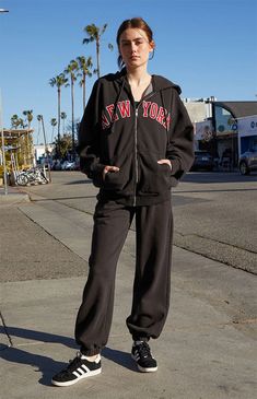 Black Christy New York Full Zip Hoodie Christy Hoodie Outfit, Christy Hoodie, New York Graphic, California Vibe, Comfy Sweatpants, Cozy Pullover, Comfy Sweatshirt, John Galt, Hoodie Outfit