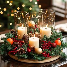 Simple Winter Decor, Christmas Wedding Decorations, Christmas Decorations Centerpiece, Christmas Flower Arrangements, Holiday Table Decorations, Diy Christmas Decorations Easy, Cute Christmas Gifts, Christmas Decorations For The Home