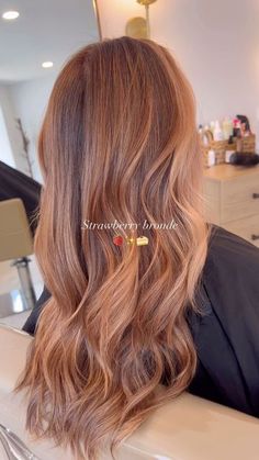 Paula Pedersen on Instagram: "Strawberry bronde transformation 🍓 using @originalmineral root & lowlight cor color 7.3 + 7.34 w/ 5vol for developer and all over tone with clean liquid range 9.4  #njsalon #njhair #njbalayage #nycbalayage #modernsalon #americansalon #showmethebalayage #bestofbalayage #brooklynsalon #mastersofbalayage #balayagegoals #monmouthcountysalon #calistyle #beachwaves #redkenshadeseq #balayageartist #balayageinspo #dailyhairinspo #njbalayagespecialist #hairinspo #hairgoals #BEHINDTHECHAIR #blondehair #blondebalayage #strawberrybronde #strawberryblonde" Bronde Transformation, Brown Hair Inspo, Redken Shades Eq, Hair Idea, Hair Colours, Stay Classy, Color Inspo, Strawberry Blonde, Hair Inspo Color